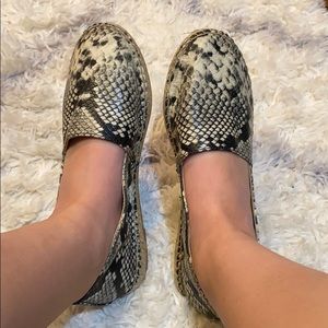 Snake skin design flats